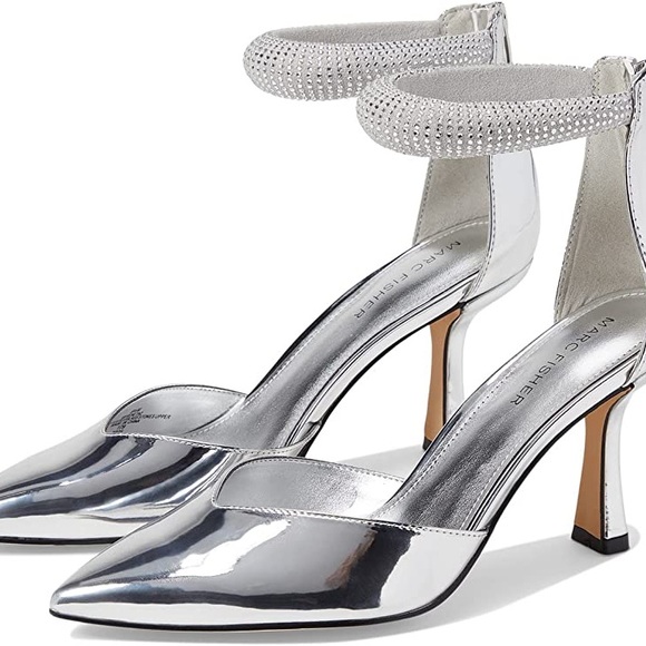 MARC FISHER RENETA 2 SANDAL - Picture 1 of 11